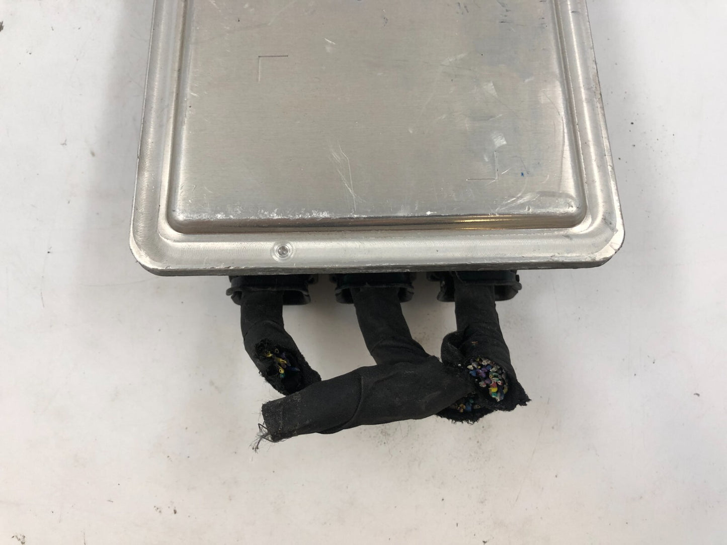 2017-2020 GMC Terrain Engine Control Module Unit ECU ECM OEM D01B13005