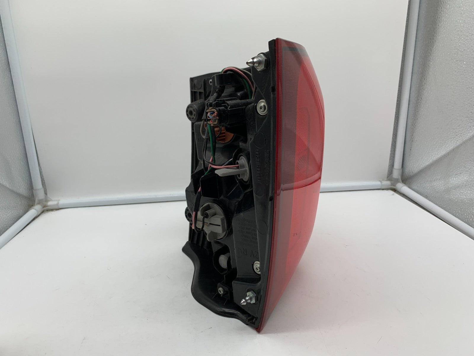 2014-2015 Kia Sorento Passenger Tail Light Quarter Panel Lamp OEM