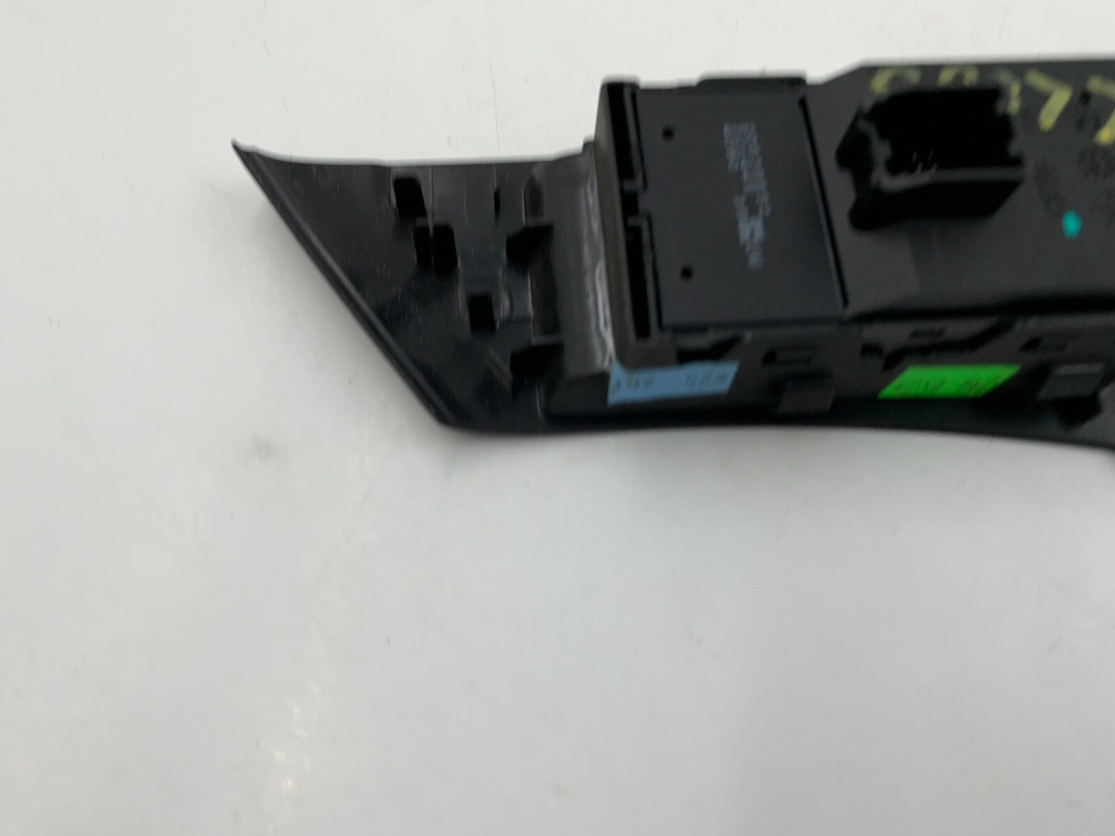 2011-2014 Buick Verano Master Power Window Switch OEM C03B18041