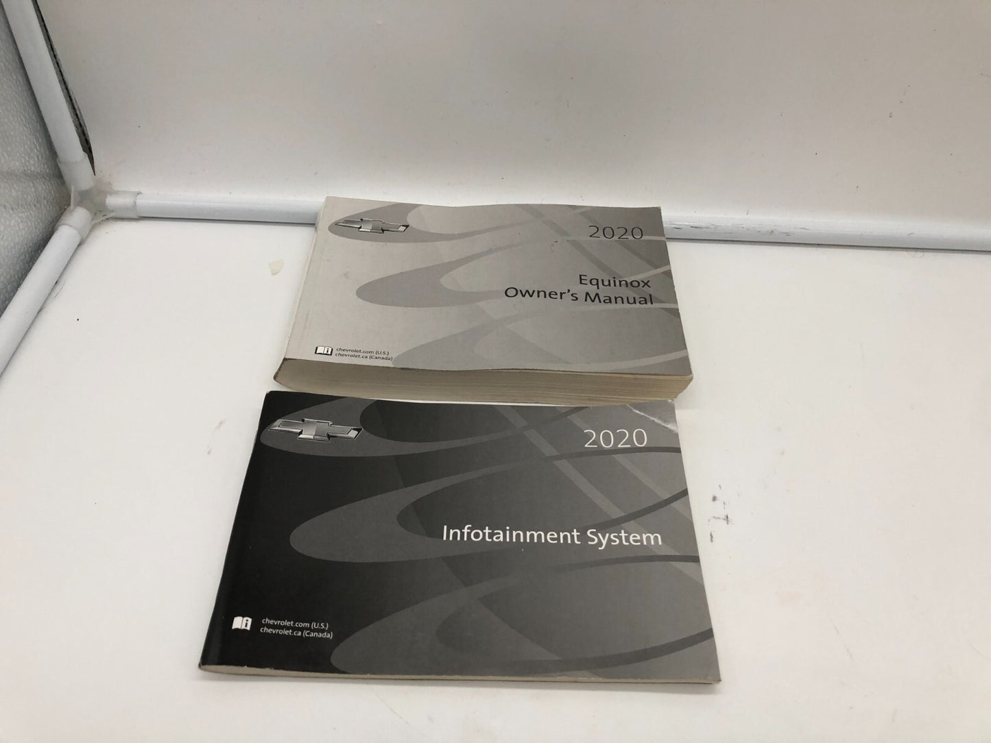 2020 Chevrolet Equinox Owners Manual Set OEM A02B50002