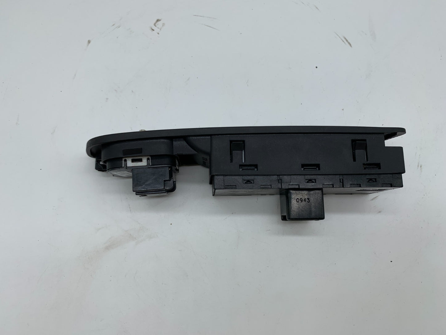 2015-2017 Volkswagen Tiguan Master Power Window Switch OEM D01B36006