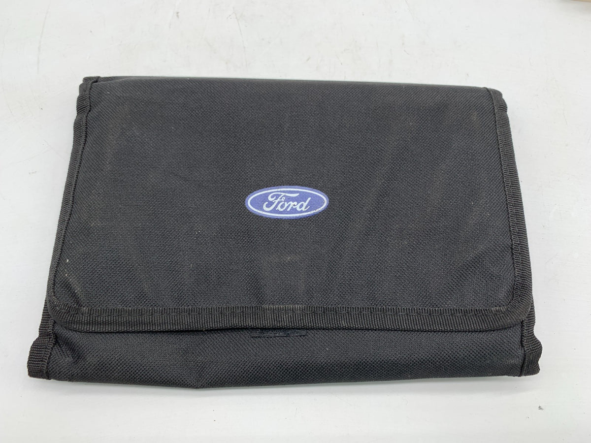 2018 Ford Fusion Owners Manual Set with Case OEM B02B24008