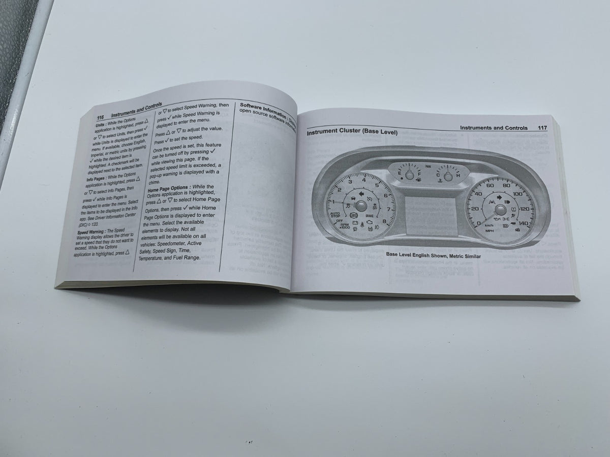 2020 Chevrolet Traverse Owners Manual Set OEM R01B16006