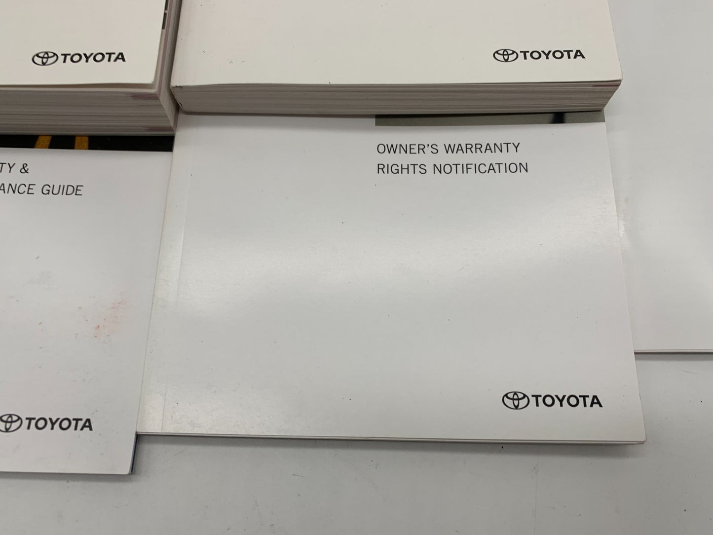 2017 Toyota Highlander Hybrid Owners Manual Set with Case OEM