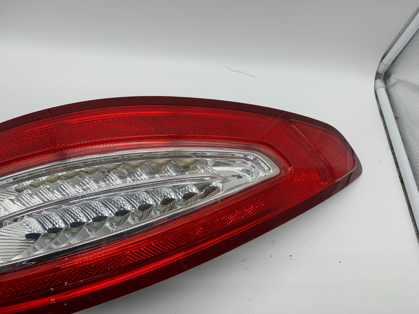 2013-2016 Ford Fusion Driver Side Tail Light Taillight OEM C02B33001