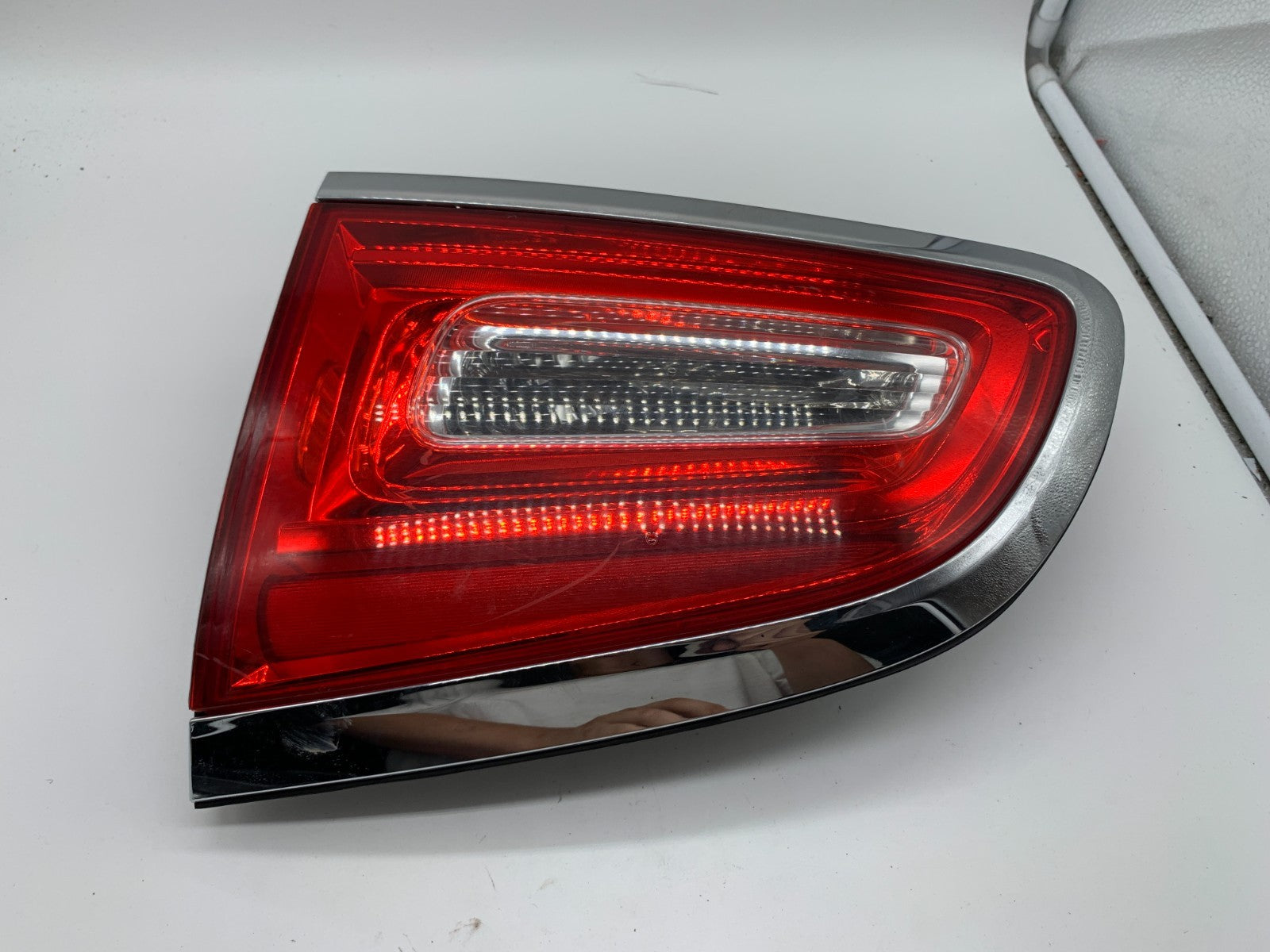 2013-2017 Buick Enclave Passenger Trunk Lid Tail Light Taillight OEM D02B69013