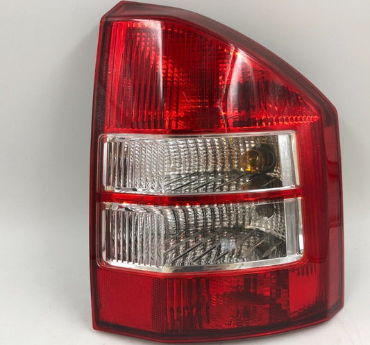 2007-2010 Jeep Compass Passenger Side Tail Light Taillight OEM C03B55009