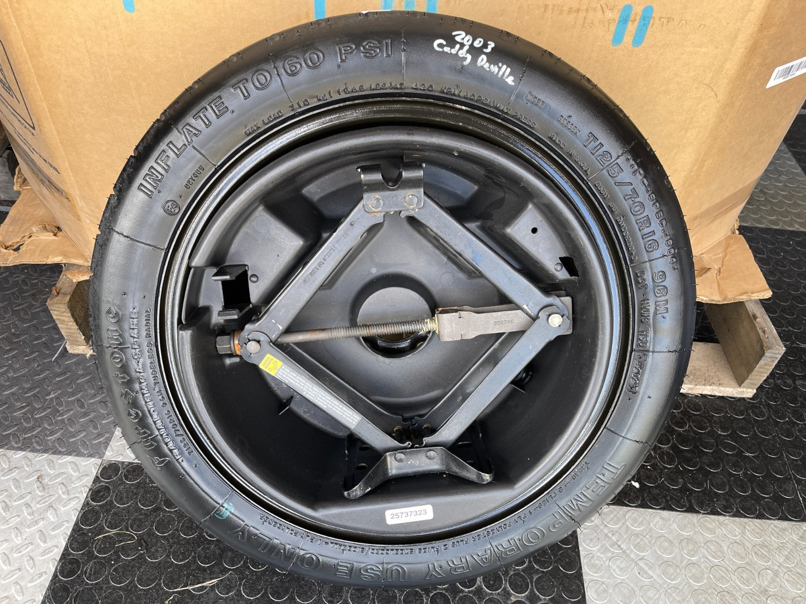 2000-2003 Cadillac Deville 16" Emergency Spare Tire Compact with Jack T125/70R16