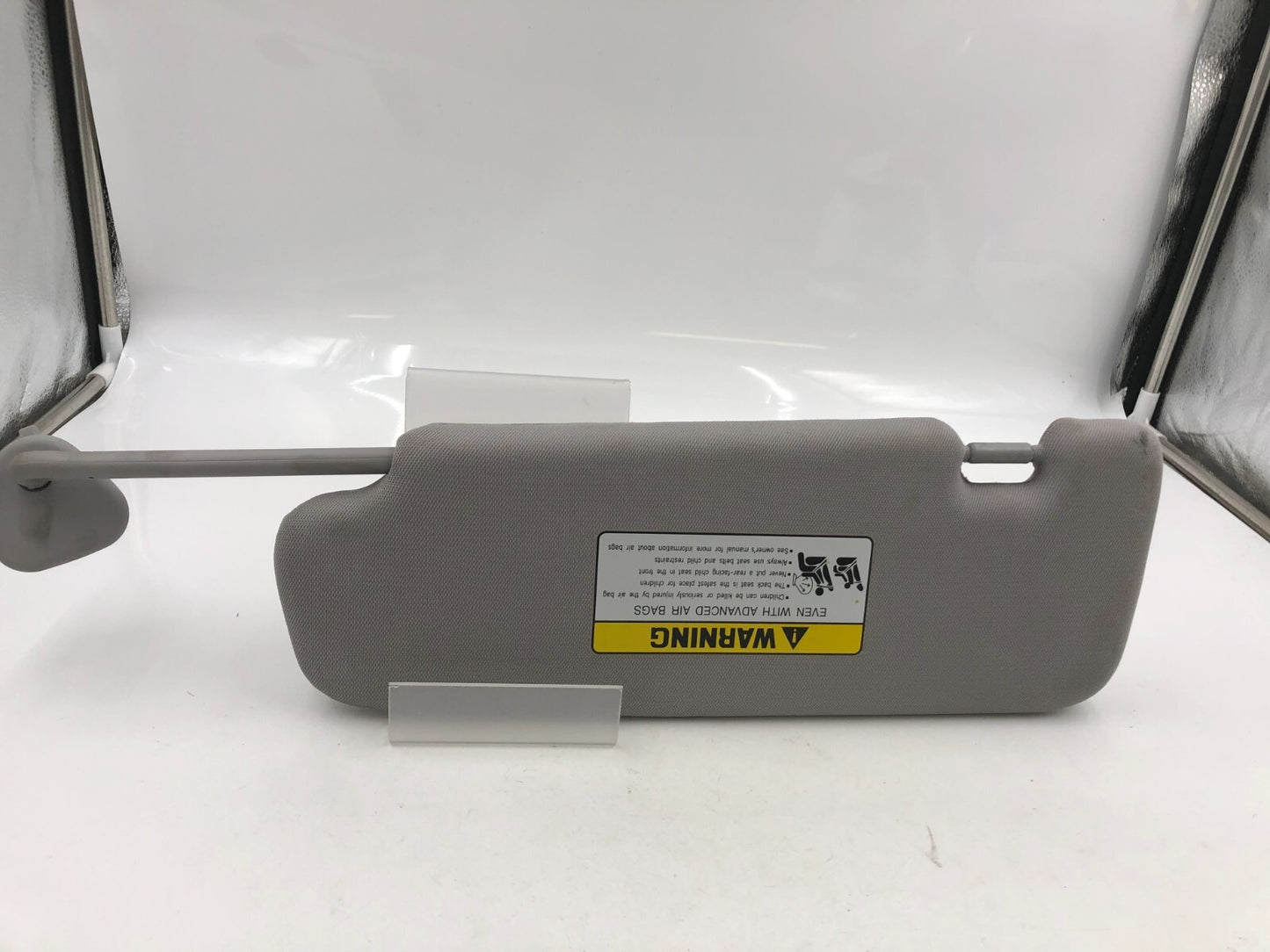 2011-2015 Hyundai Sonata Passenger Sun Visor Gray Illuminated OEM C03B19065