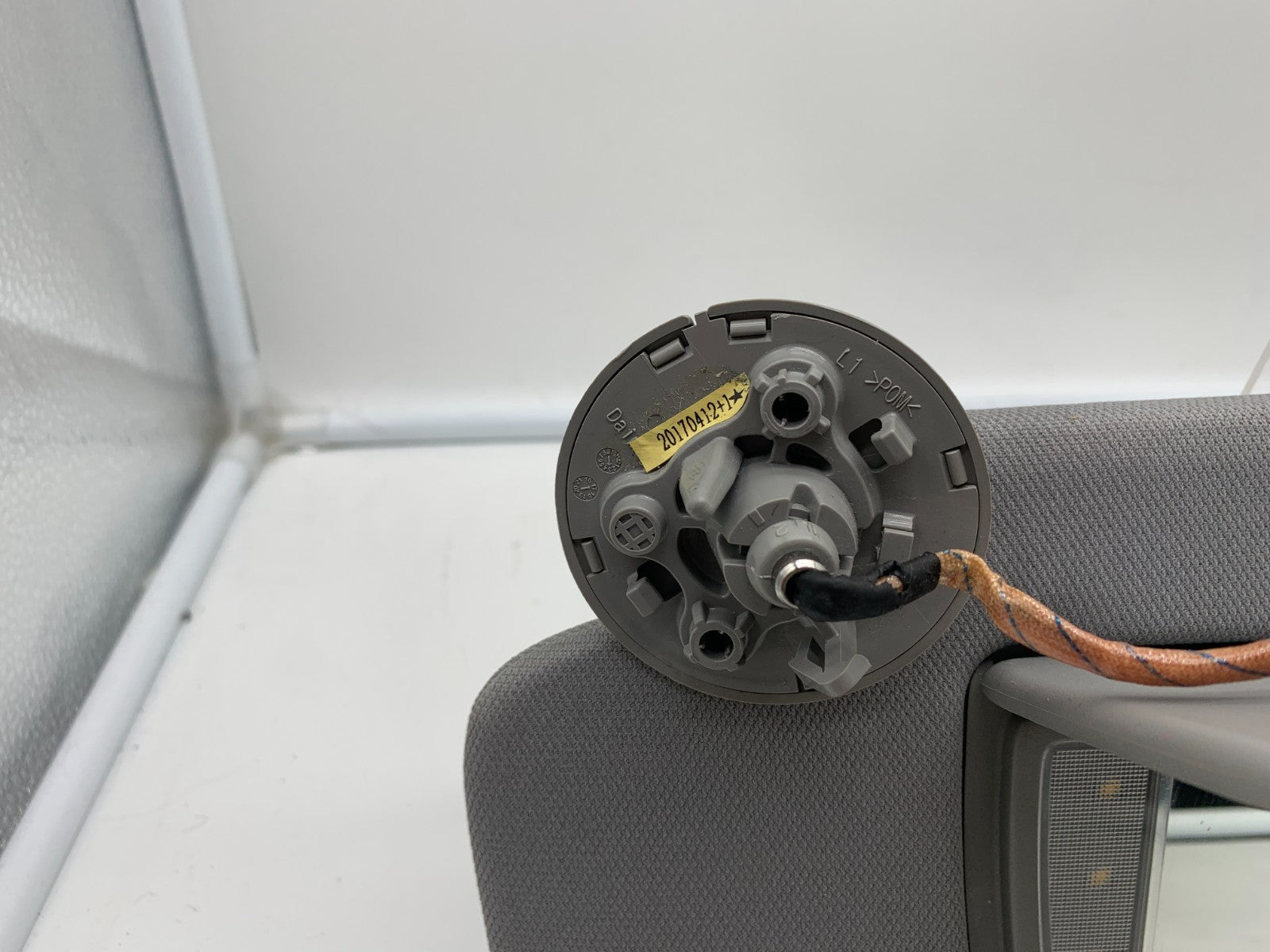 2018-2019 Chevrolet Equinox Driver Sun Visor Illumination Gray OEM A01B22050