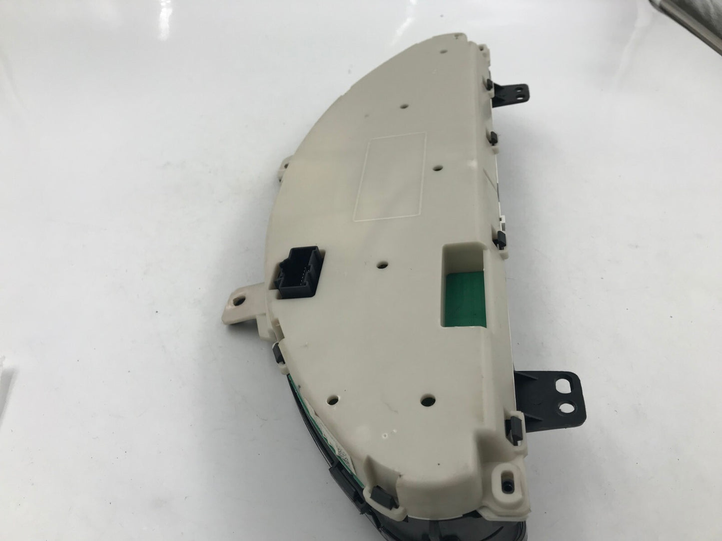 2013 GMC Acadia Speedometer Instrument Cluster 48651 Miles OEM B03B12005