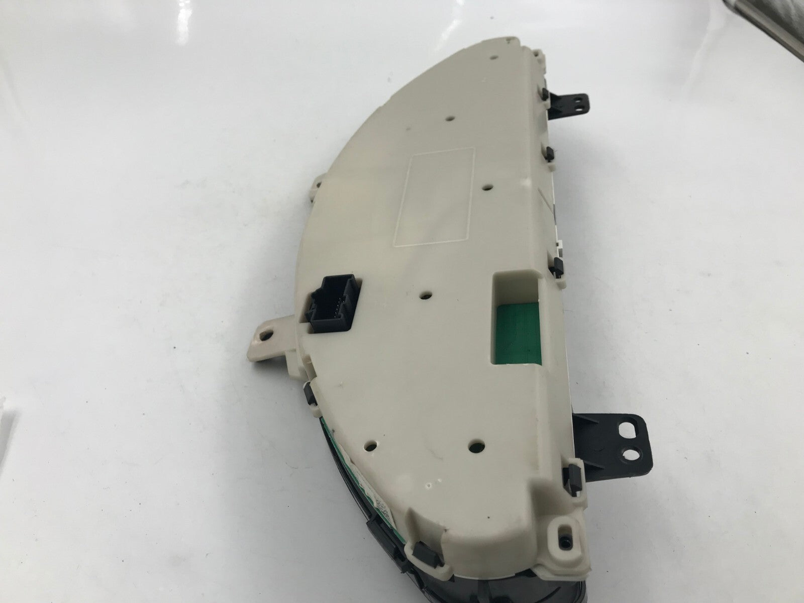 2013 GMC Acadia Speedometer Instrument Cluster 48651 Miles OEM B03B12005