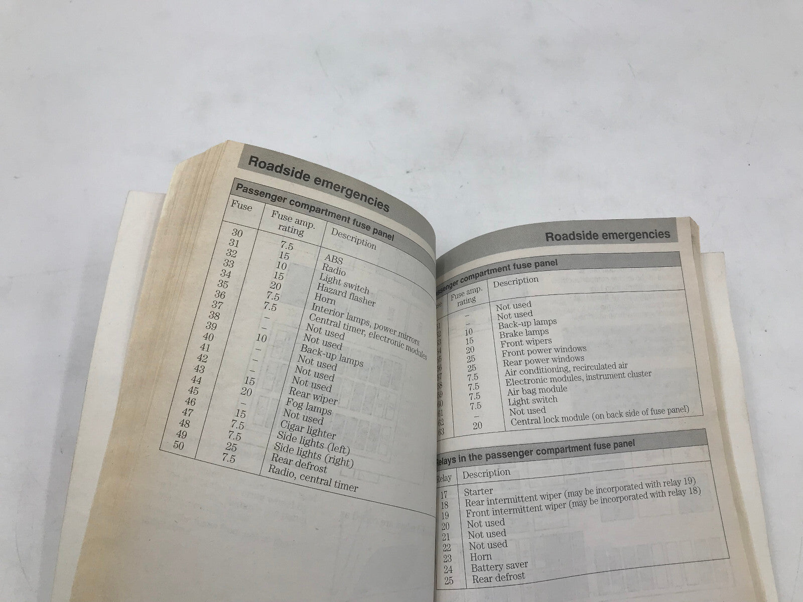 2001 Ford Focus Owners Manual OEM A04B27031