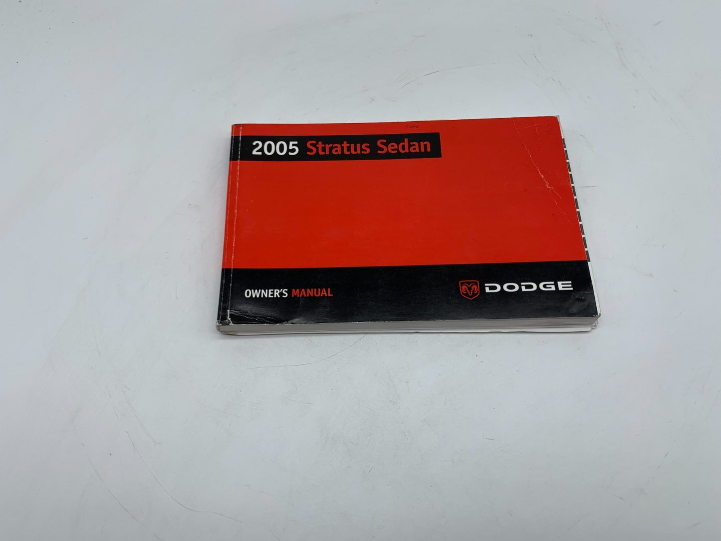 2005 Dodge Stratus Sedan Owners Manual OEM C03B66004
