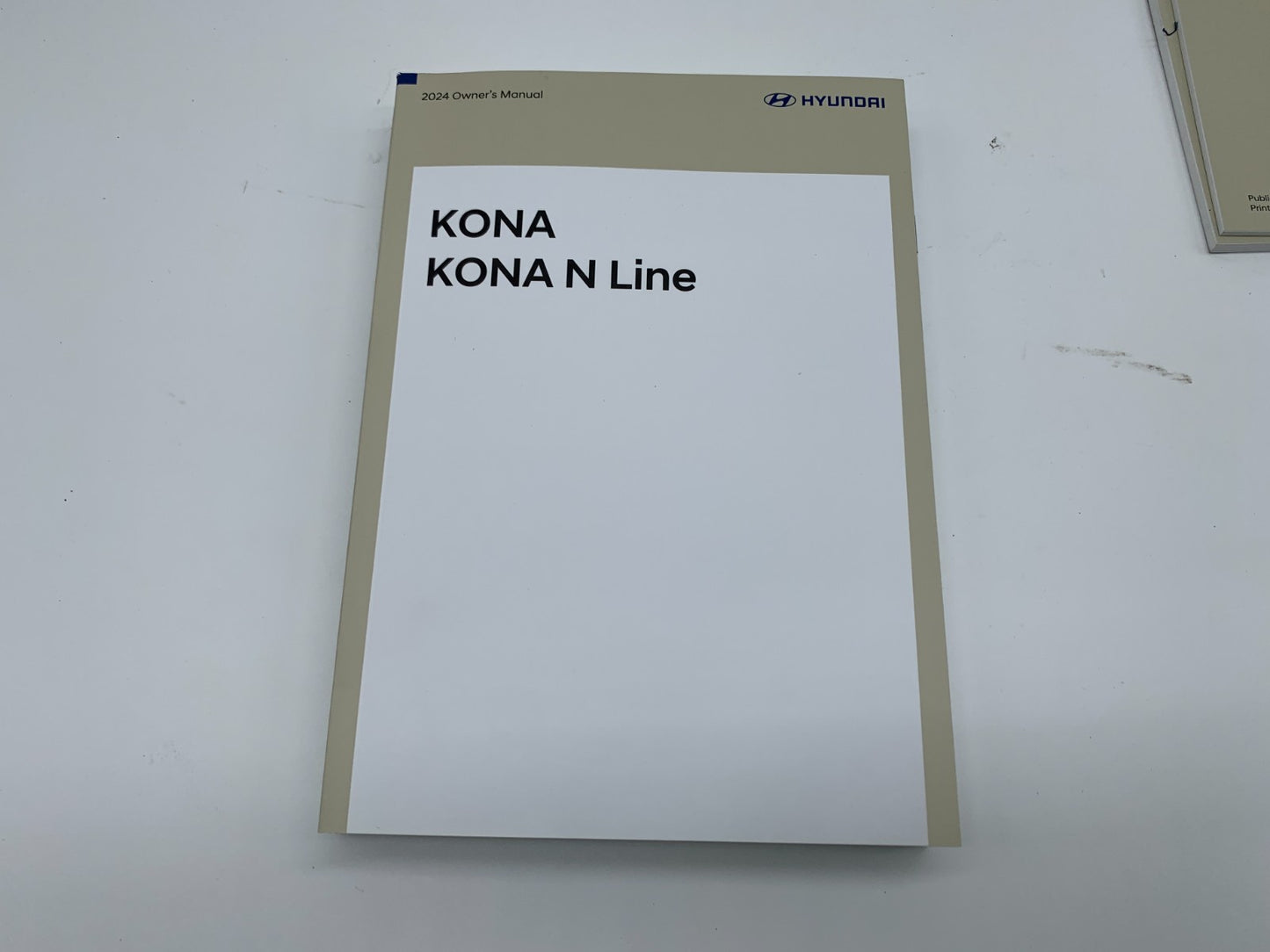 2024 Hyundai Kona Owners Manual Set OEM B04B49018