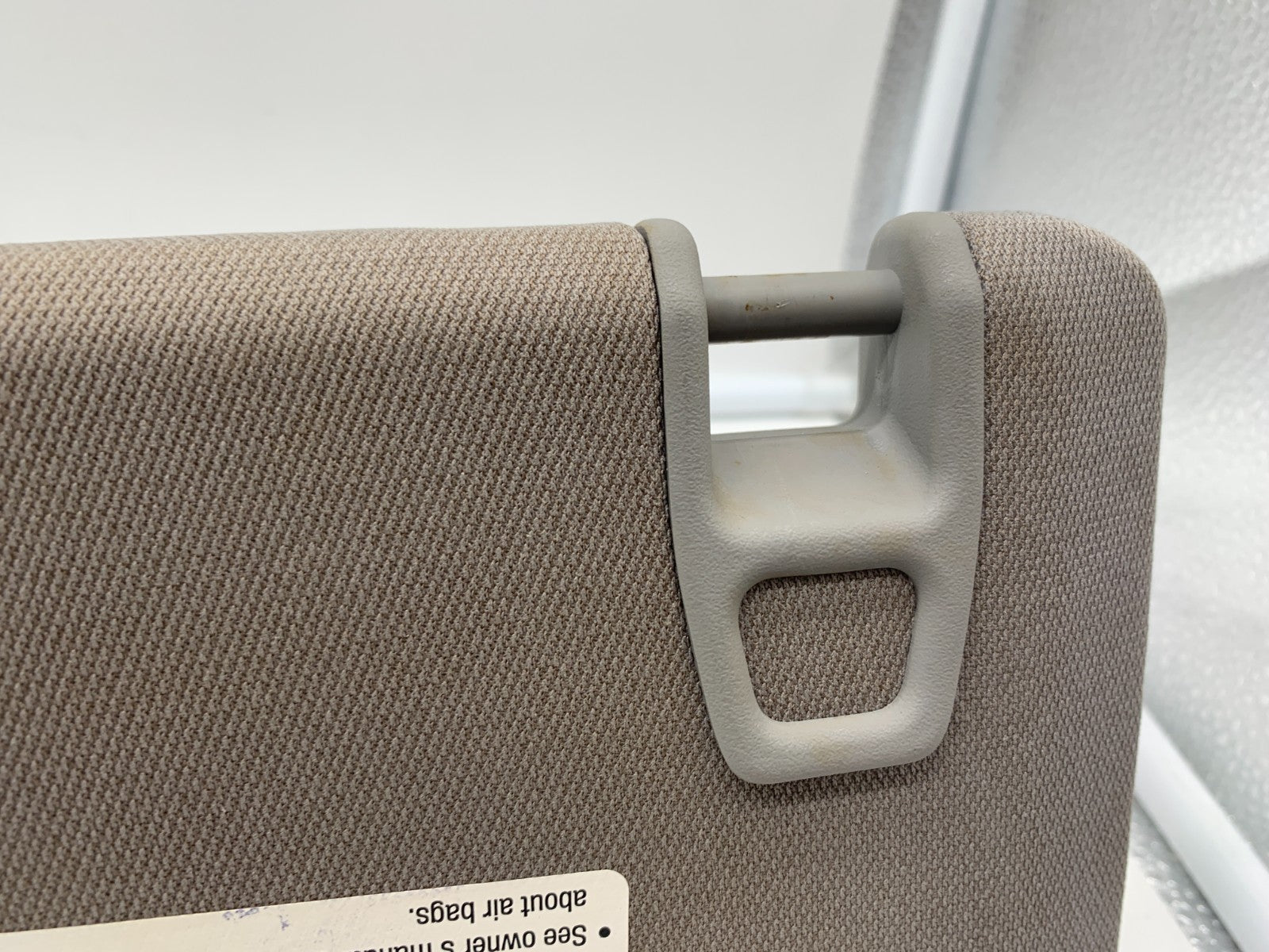 2016-2023 Chevrolet Malibu Passenger Sun Visor Gray Illuminated OEM A04B52037