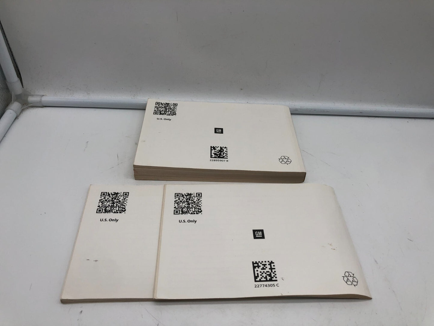 2014 Chevrolet Cruze Owners Manual Set OEM A04B50043