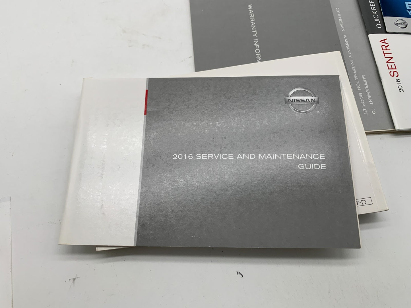 2016 Nissan Sentra Owners Manual Set with Case OEM B04B55052