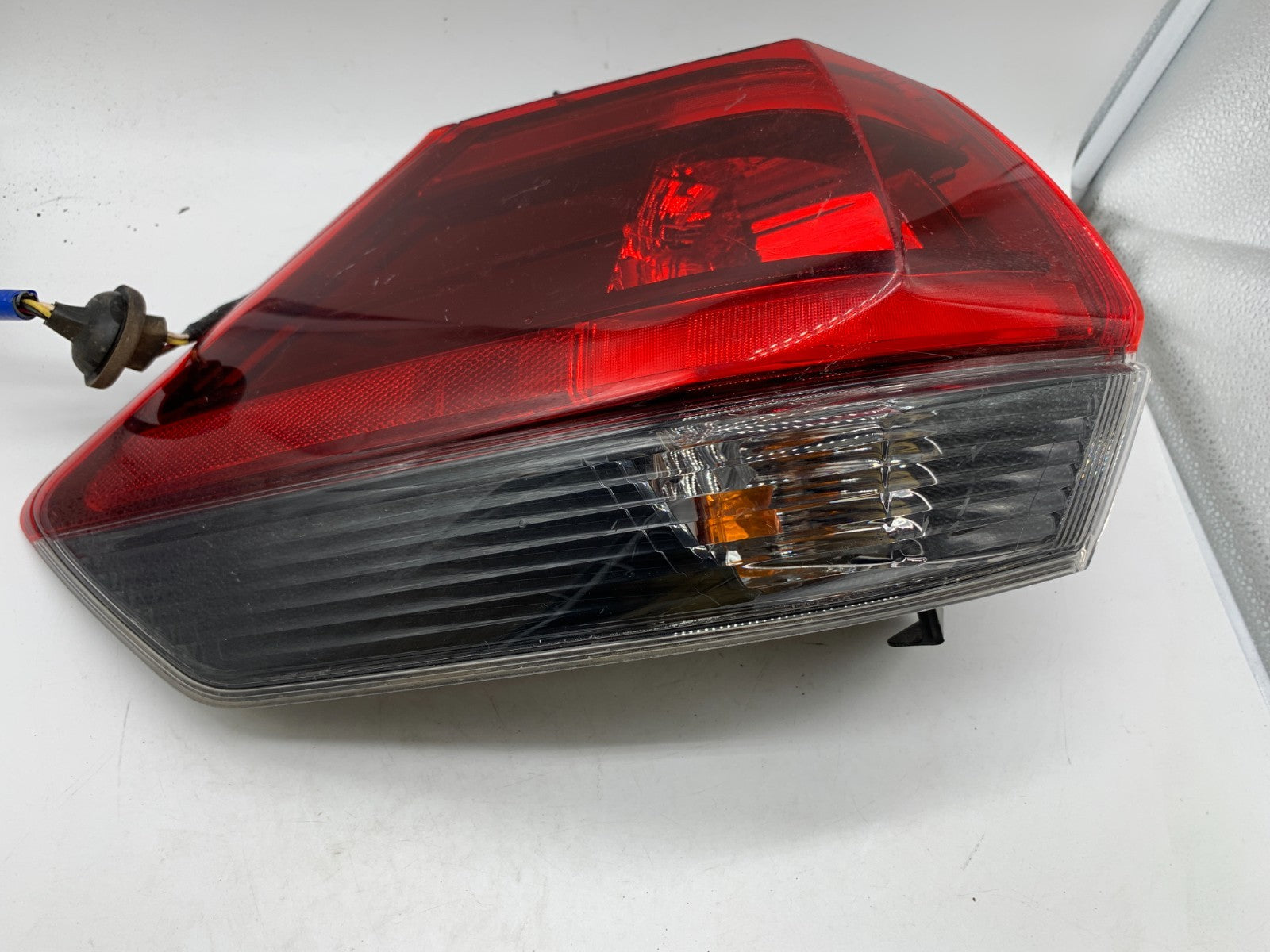 2017-2019 Nissan Rogue Driver Side Tail Light Taillight OEM A03B41003