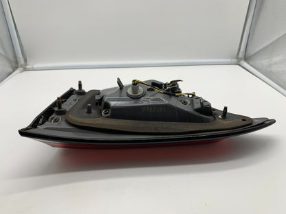 2014-2018 Jeep Cherokee Driver Side Liftgate Tail Light Taillight OEM B04B49011