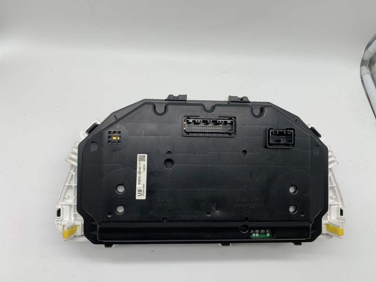 2018-2018 Toyota RAV4 RAV 4 Speedometer Cluster 70690 Miles OEM C01B56010
