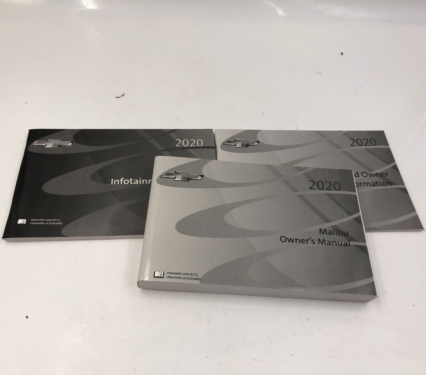 2020 Chevrolet Malibu Owners Manual Set OEM A01B58011