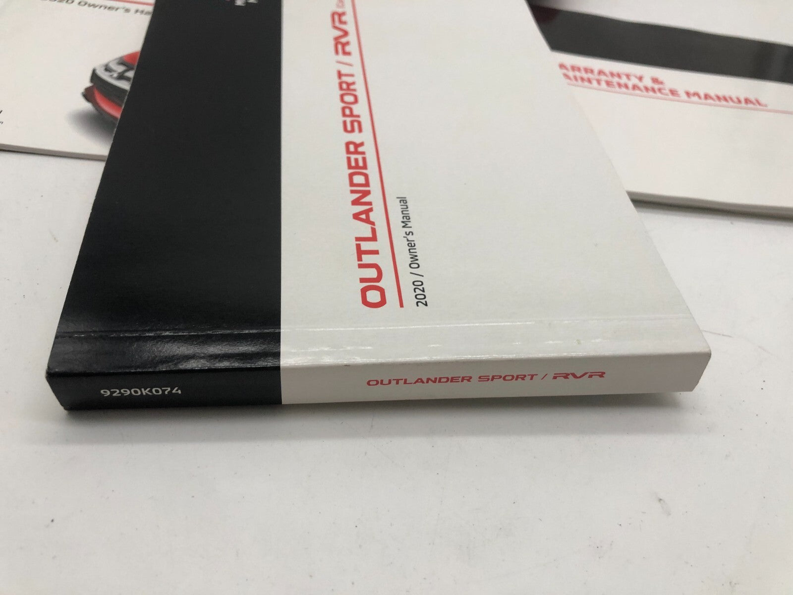 2020 Mitsubishi Outlander Owners Manual Set with Case OEM B03B22002