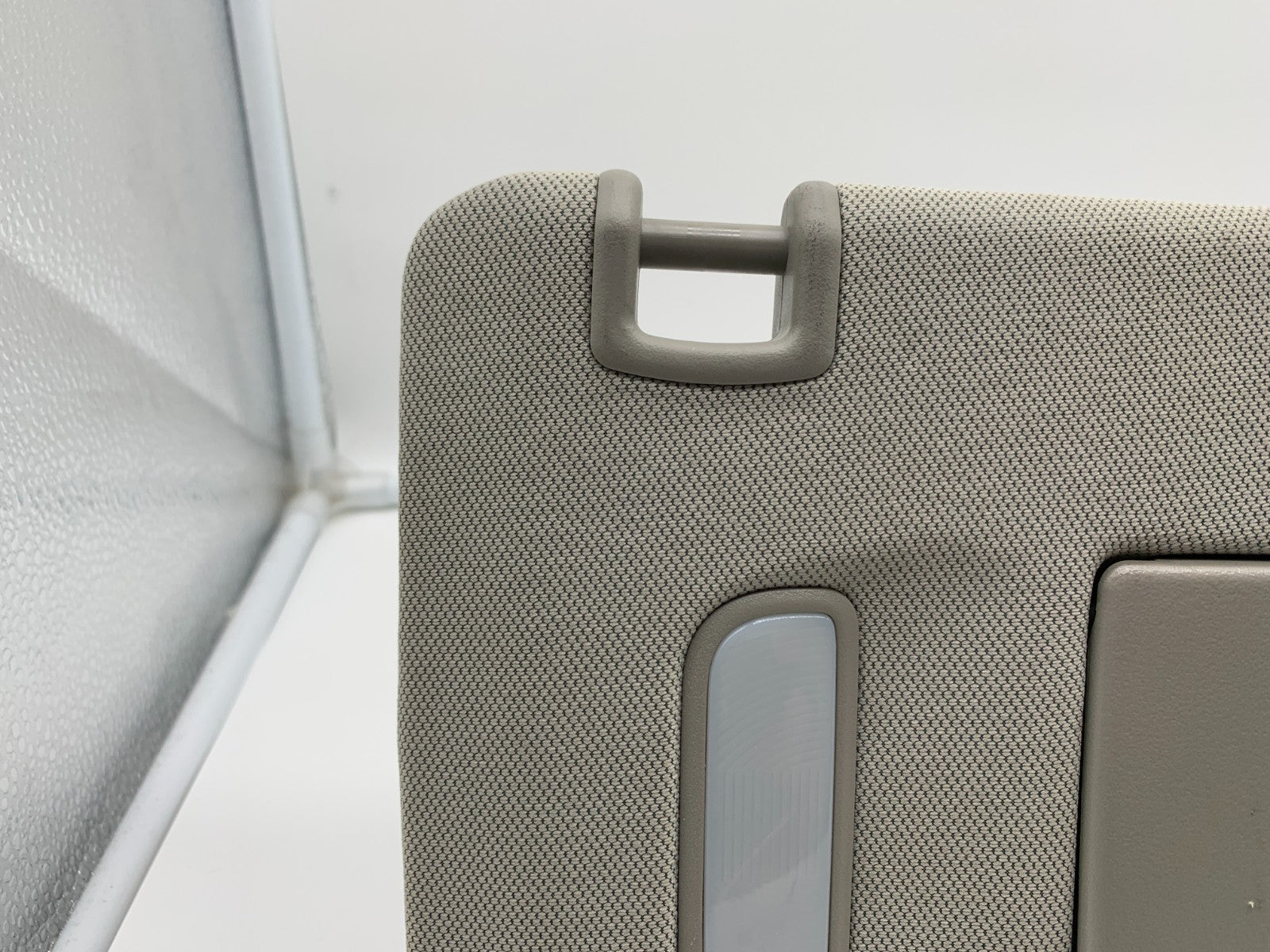 2013-2021 Buick Encore Passenger Sun Visor Gray Illuminated OEM A02B30006