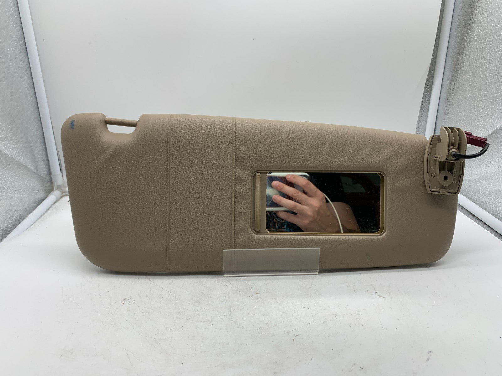 2008-2009 BMW 535i Passenger Sun Visor Beige Illuminated OEM