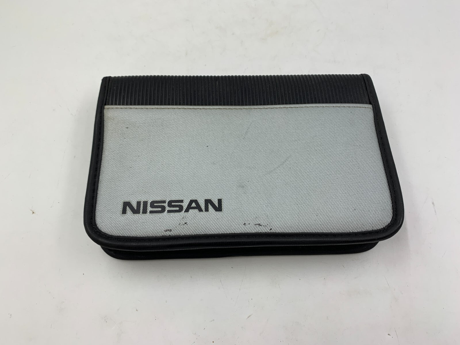 2006 Nissan Maxima Owners Manual Case Only OEM B02B55002