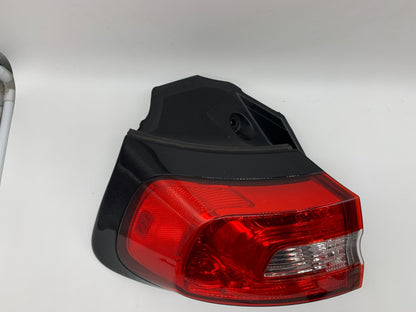 2014-2018 Jeep Cherokee Driver Side Tail Light Taillight OEM B03B53033