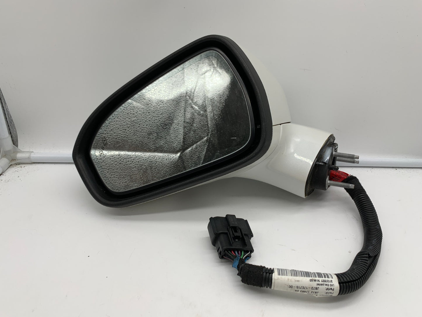 2019-2020 Ford Fusion Driver Side View Power Door Mirror White BSA OEM C04B38003