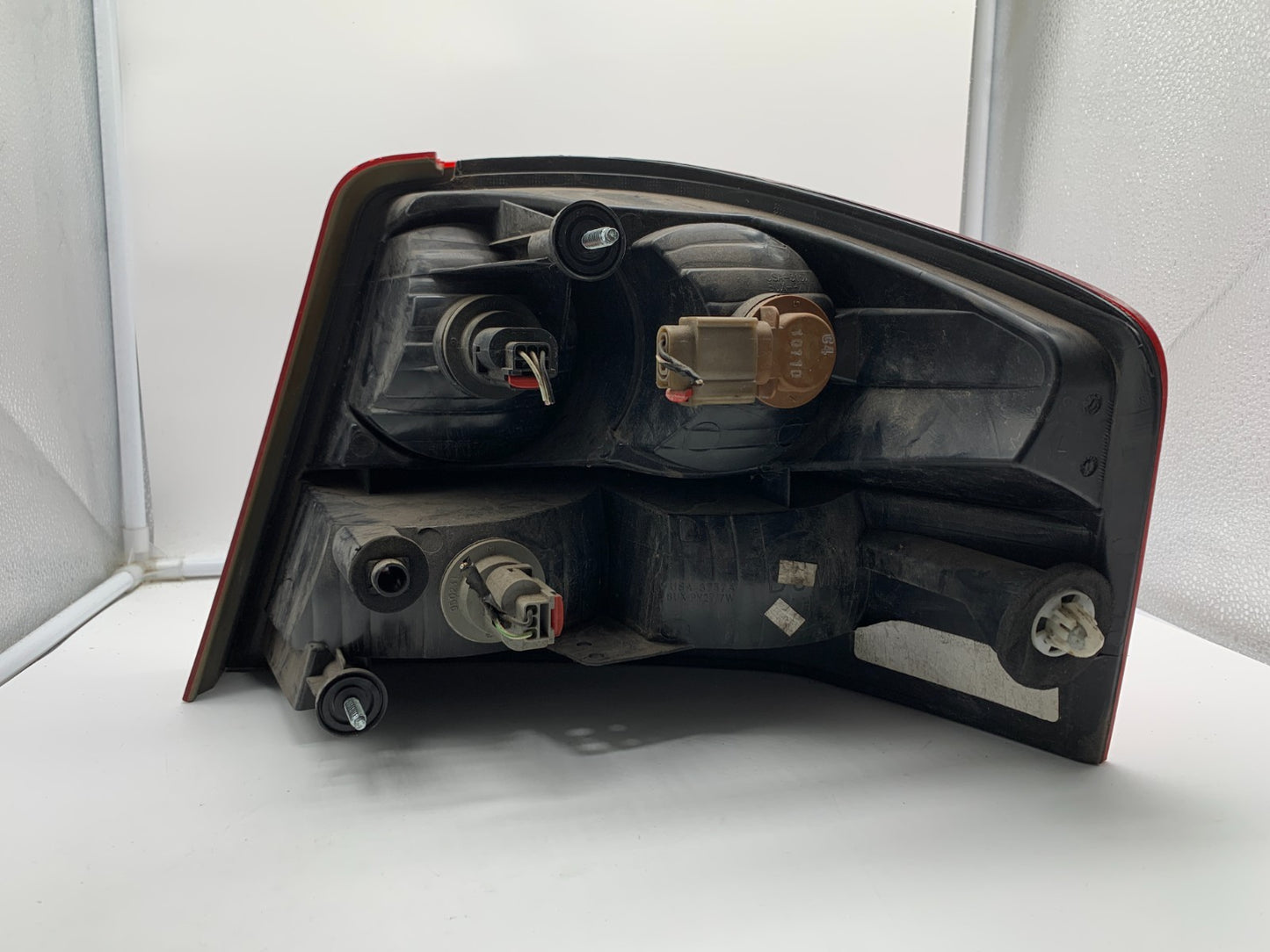 2008-2010 Dodge Avenger Driver Side Tail Light Taillight OEM B04B12006