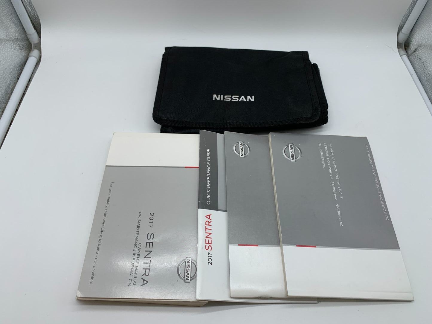 2017 Nissan Sentra Owners Manual Set with Case OEM C03B49015