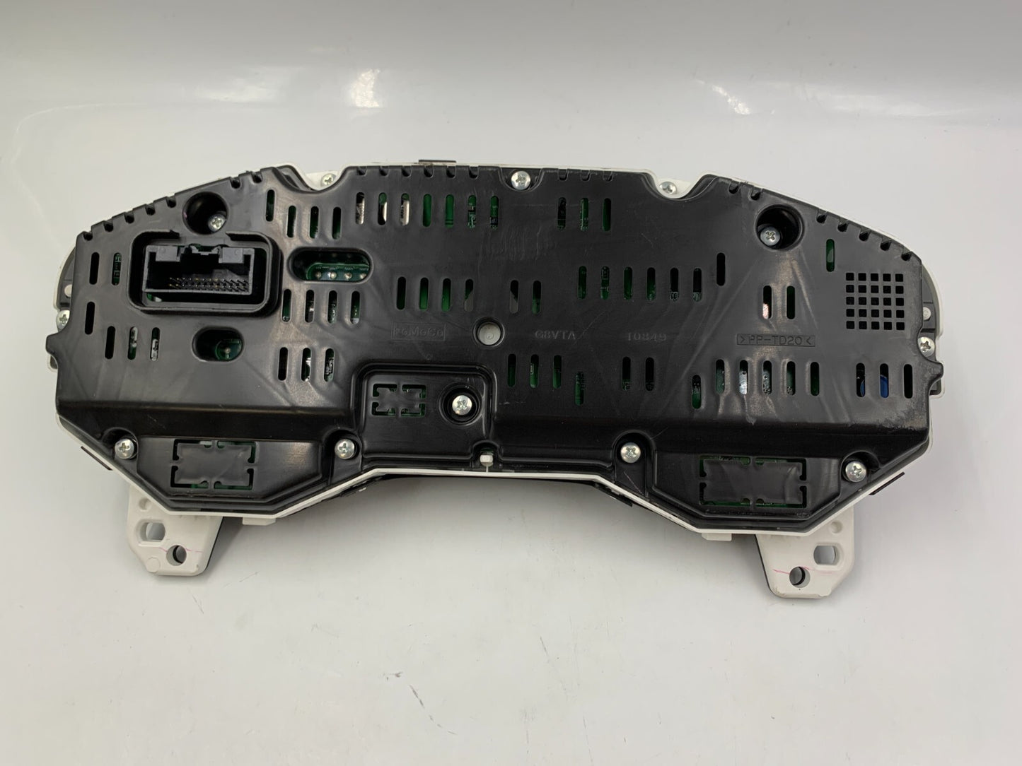 2015 Ford Fusion Speedometer Instrument Cluster 215,788 Miles OEM E03B50002