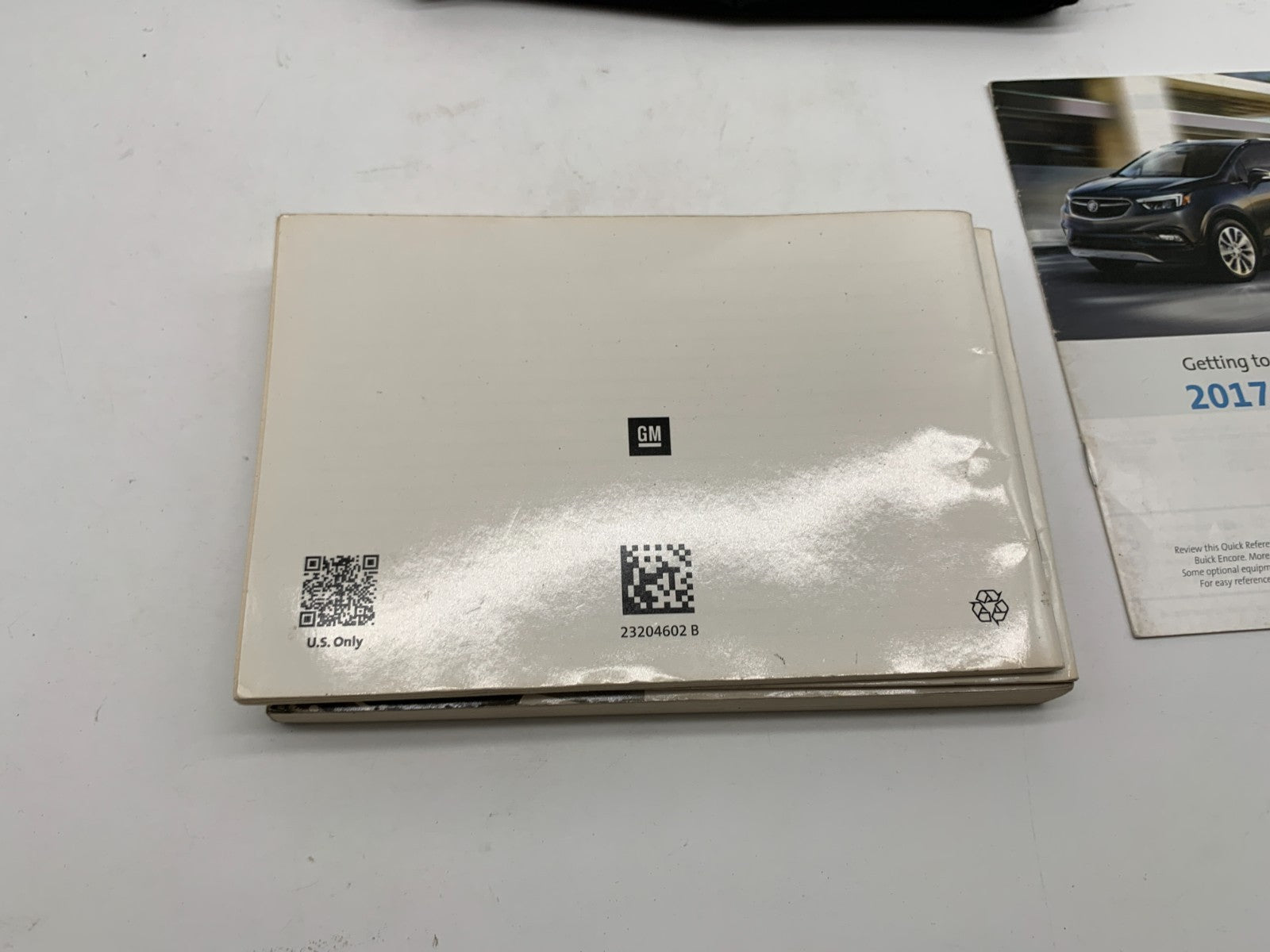 2017 Buick Encore Owners Manual Set OEM B04B25014