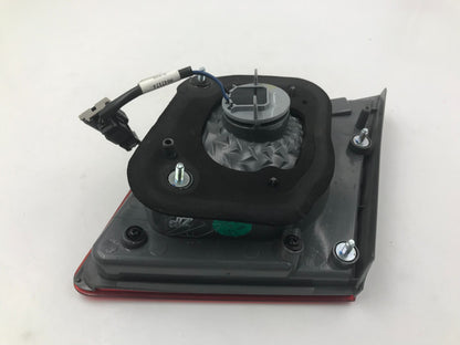 2000-2001 Lexus ES300 Passenger Side Tail Light Taillight OEM B03B09043