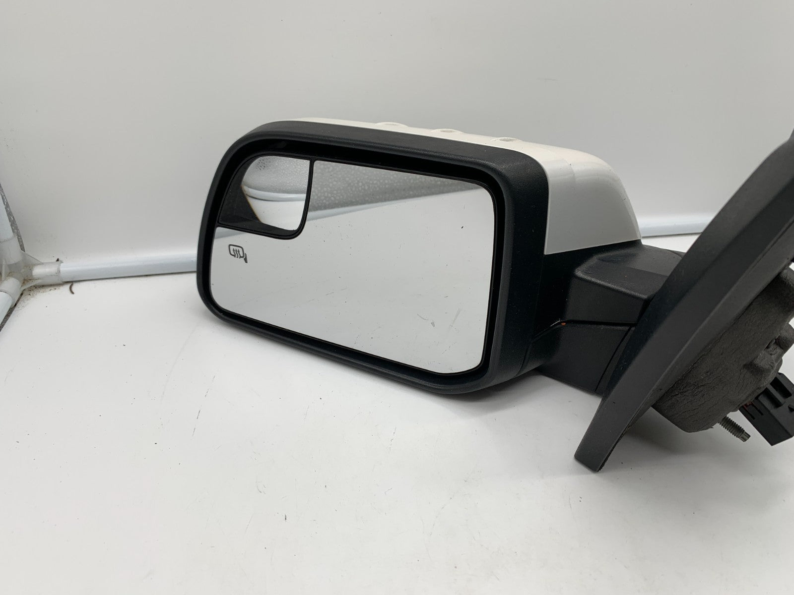 2011-2014 Ford Edge Driver Side View Power Door Mirror White OEM