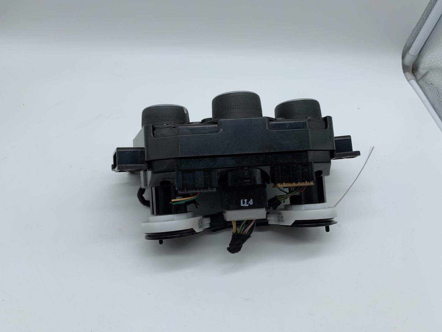 2017-2021 Chevrolet Trax GMC Sierra Climate Control AC Heater OEM C03B10004