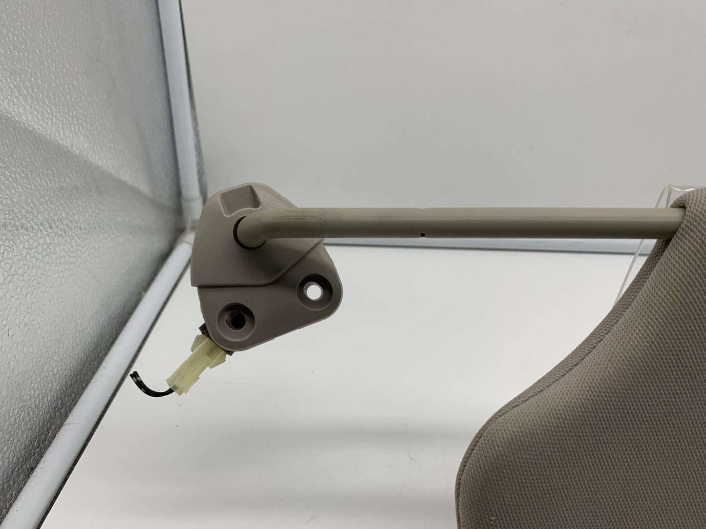 2013-2018 Nissan Altima Passenger Sun Visor Gray Illumination OEM E02B36058