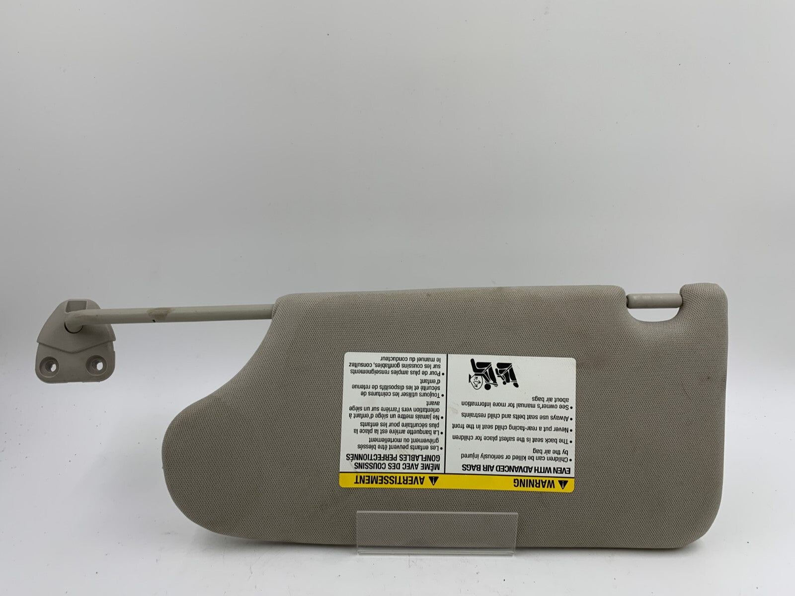 2013-2018 Nissan Altima Passenger Sun Visor Gray Illumination OEM C03B02085
