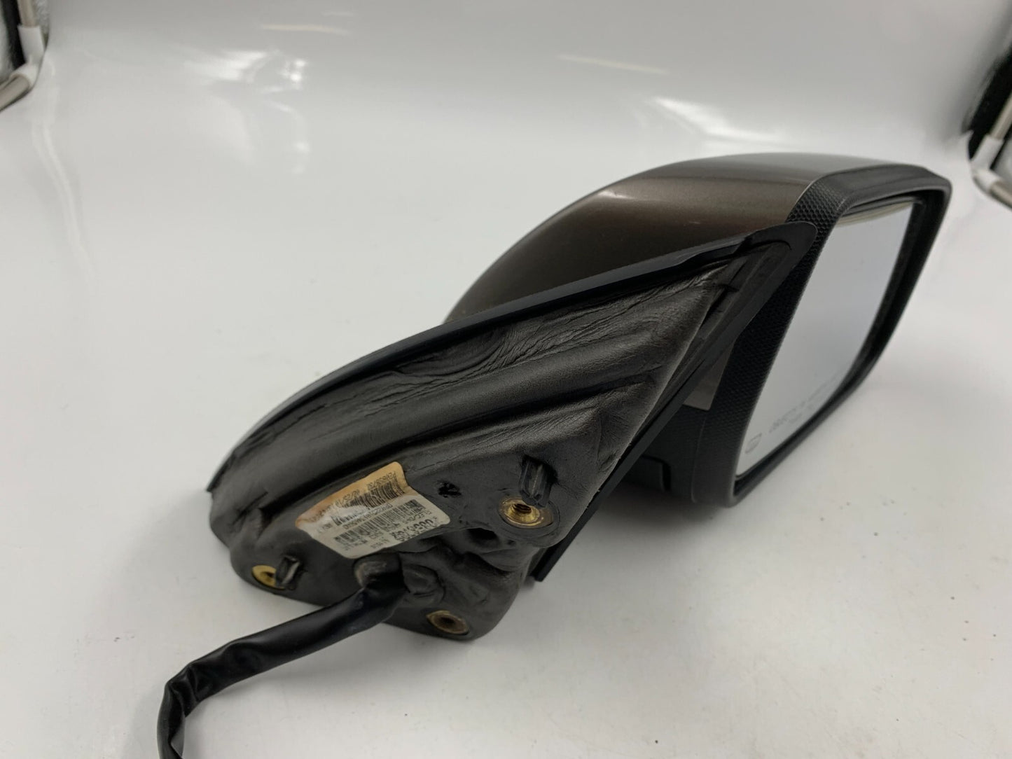 2010-2011 Chevrolet Equinox Passenger Side Power Door Mirror Gray OEM D02B63001