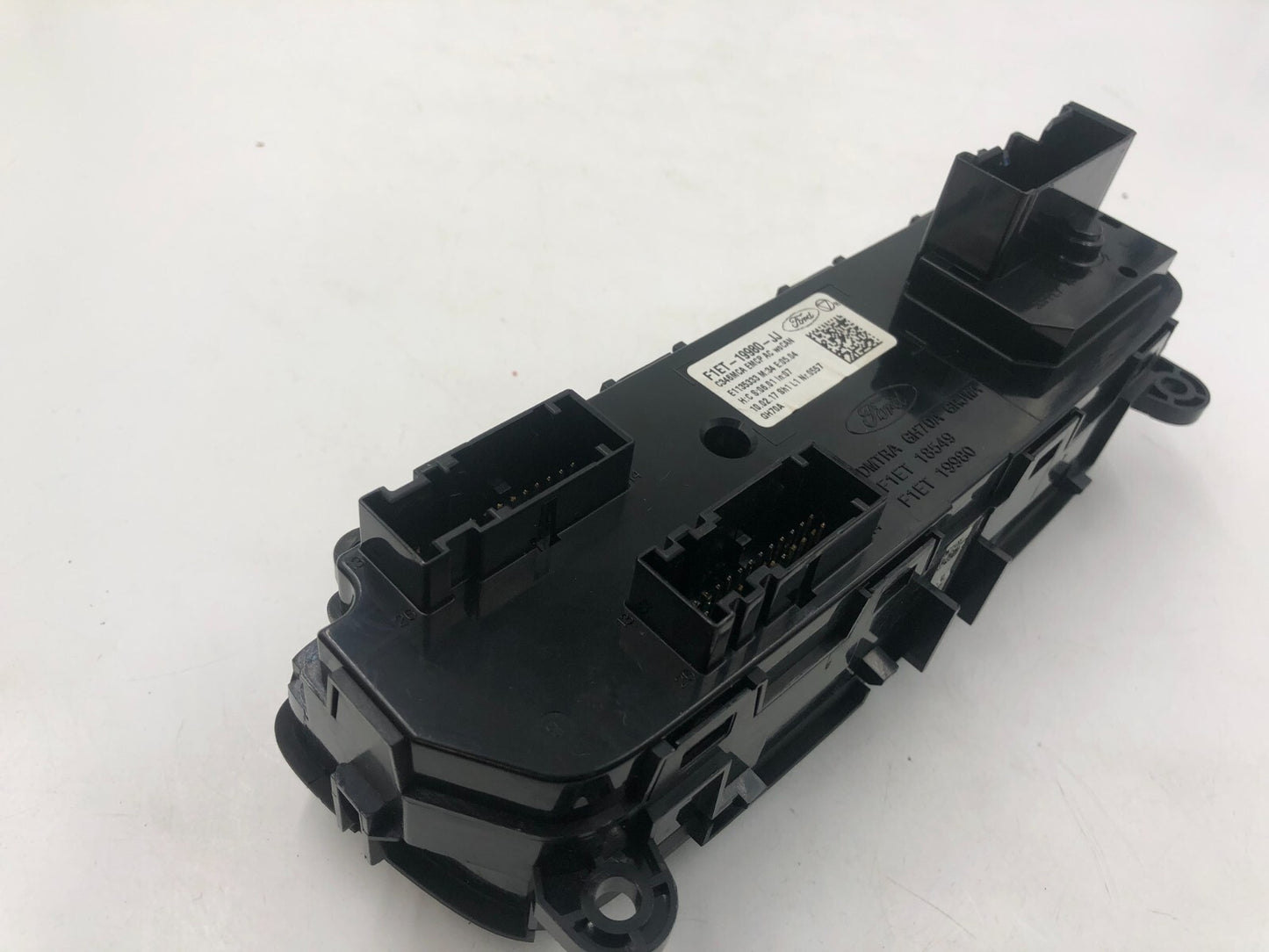 2015-2018 Ford Focus AC Heater Climate Control Unit OEM D03B49082