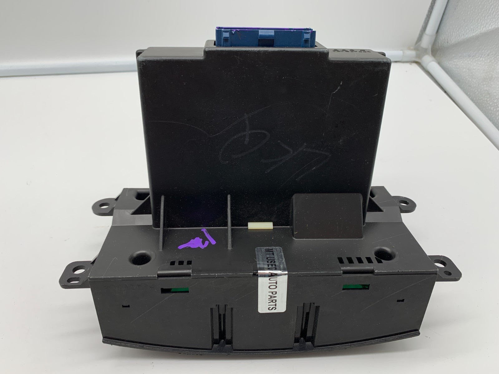 2005-2006 Cadillac SRX AC Heater Climate Control Unit OEM C04B20022