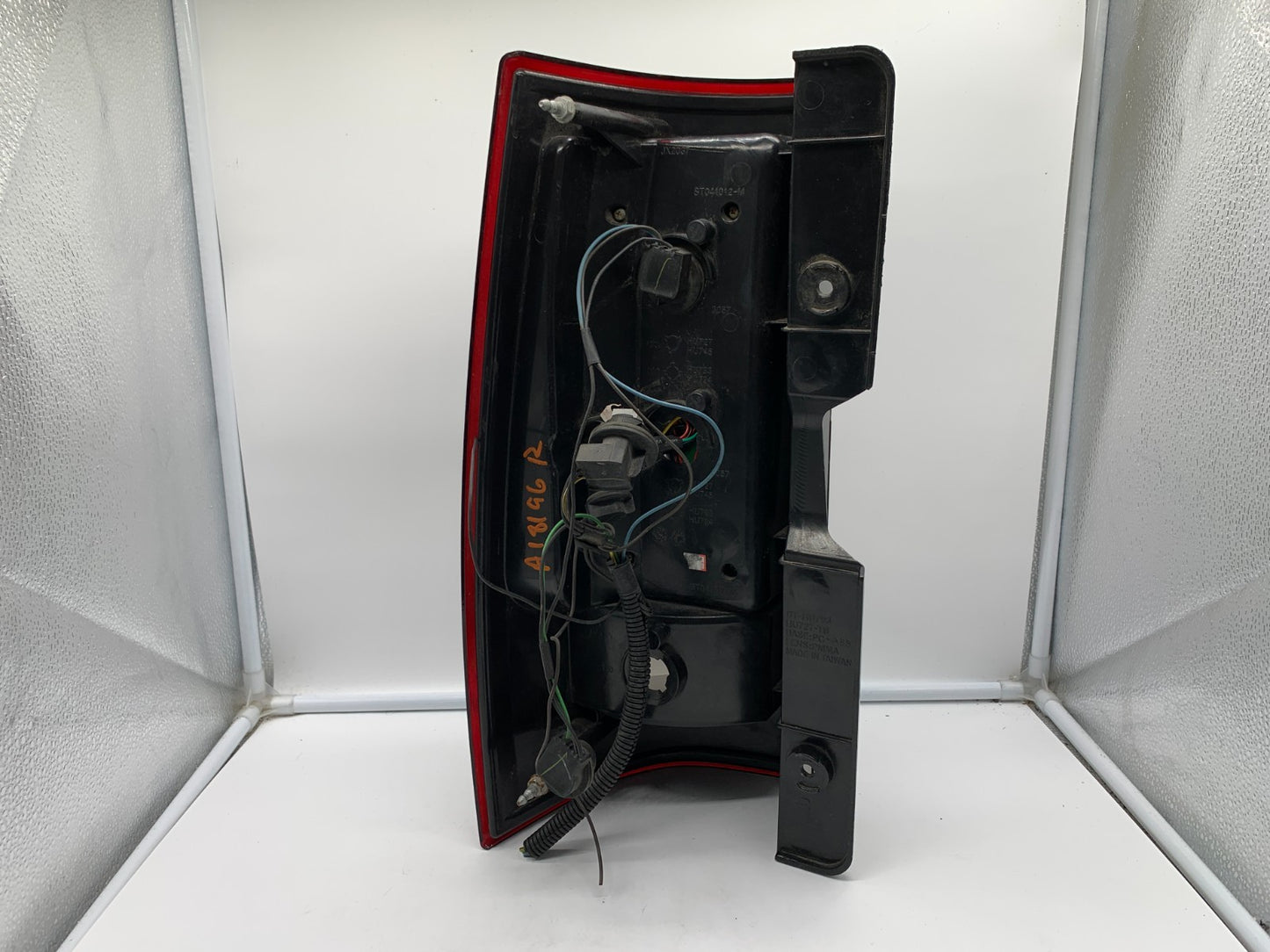 2007-2014 Chevrolet Suburban 1500 Passenger Side Tail Light Taillight A01B43095