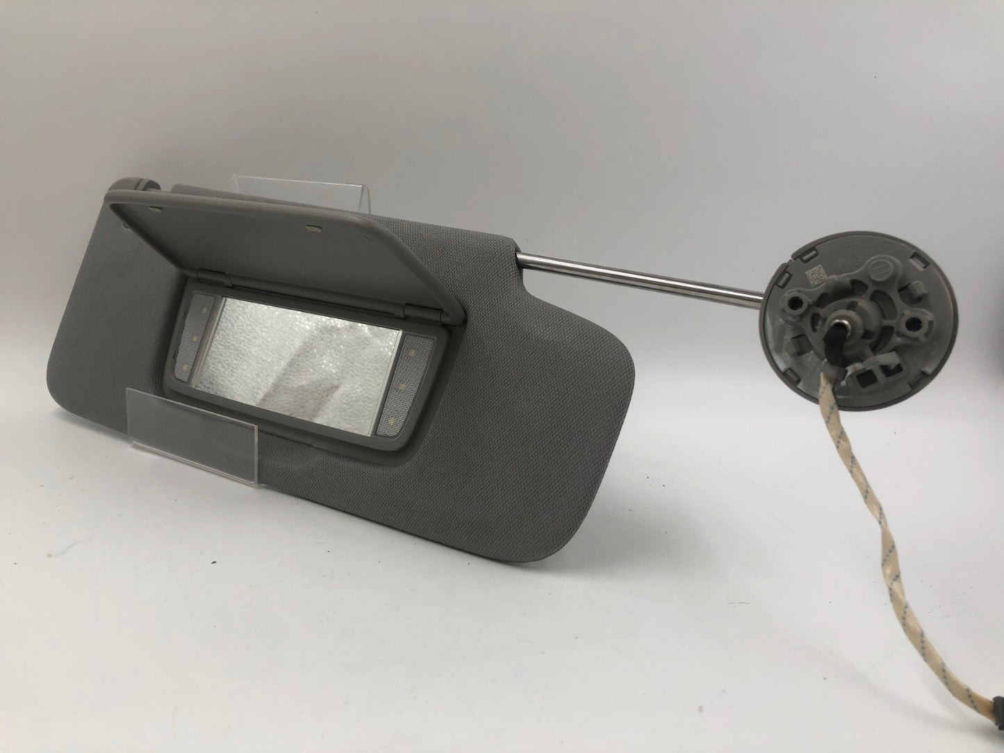 2021-2022 Chevrolet Trailblazer Passenger Sun Visor Gray OEM E02B39067