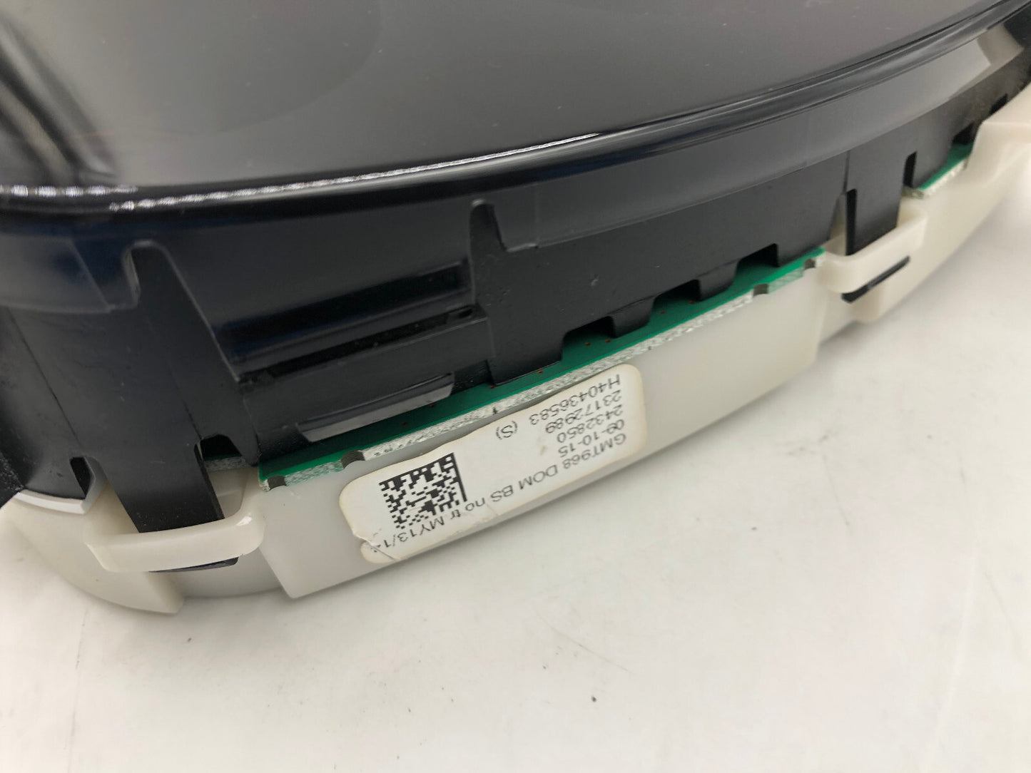 2014-2016 GMC Acadia Speedometer Instrument Cluster 24771 Miles OEM B01B34060