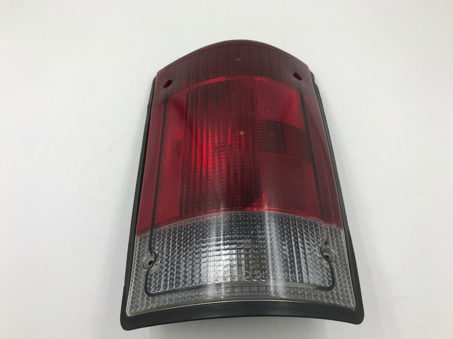 1995-2002 Ford E150 Passenger Tail Light Taillight Lamp OEM