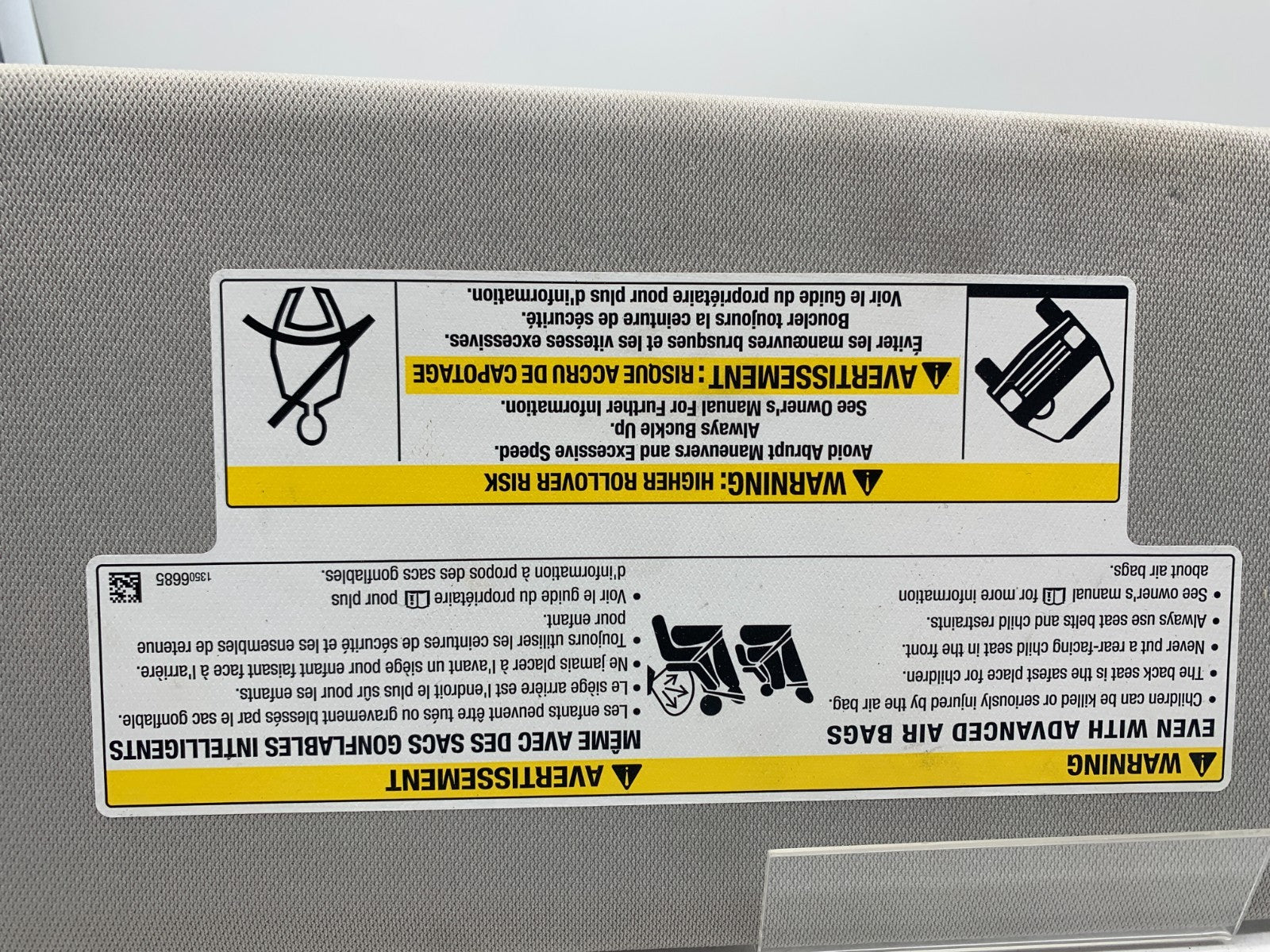 2021-2023 Chevrolet Trailblazer Driver Sun Visor Gray Illuminated OEM A01B56002