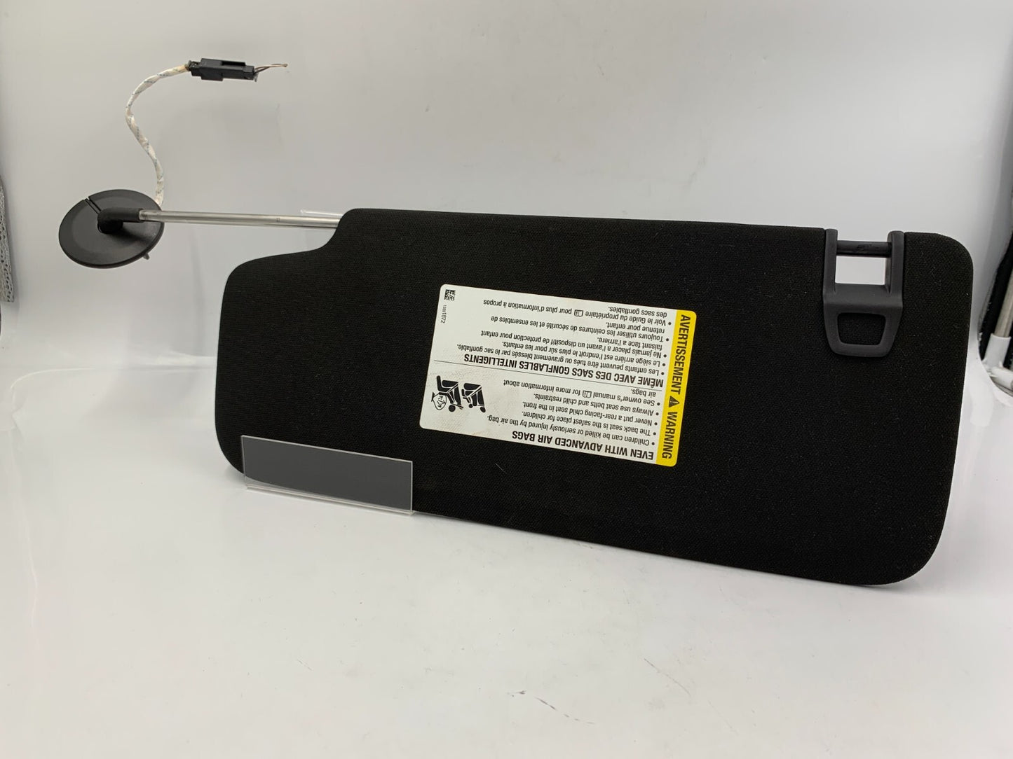 2019-2021 Cadillac XT4 Passenger Sun Visor Black OEM B03B04030